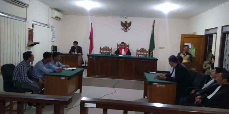 Tok Palu, Penganiaya Aktivis Cianjur Divonis Ringan, Tidak Ditahan Penjara