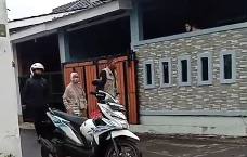 Pengemis Diusir Warga Catur Siwi Gara-gara Maksa Minta Duit Viral di Medsos