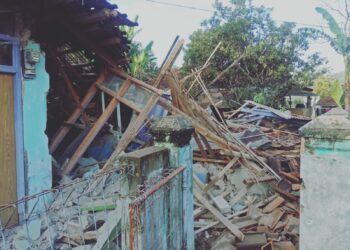 Mengancam Jiwa, Ratusan Warga di Bojongpicung Diungsikan Akibat Pergerakan Tanah