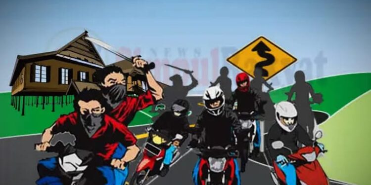 Geng Motor Kembali Berulah, Seorang Pemuda di Selajambe Jadi Korban Pembacokan