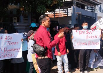 Didesak Warga Mundur, Kepala Desa Sukaluyu Akhirnya Tanggalkan Jabatan