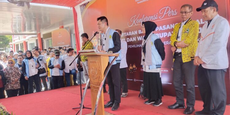 Pasangan Kang Denas-Efa Soroti IPM Cianjur