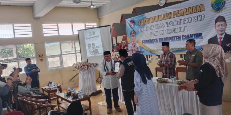 Sekolah Swasta Berkontribusi Terhadap IPM, Bupati: Jangan Dibeda-bedakan!