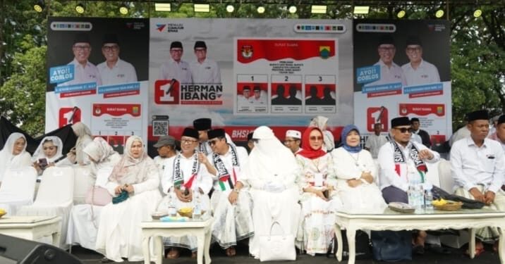 Istighosah Isi Kampanye Akbar Paslon Nomor 1 di Lapang Prawatasari