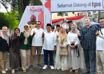 Dua Kontestan Pilkada Cianjur Bertemu di TPS yang Sama saat Pencoblosan