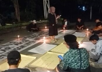 Mahasiswa Doa Bersama untuk Warga Naringgul yang Meninggal Dunia Diduga Usai Ikut Pengobatan Gratis Paslon